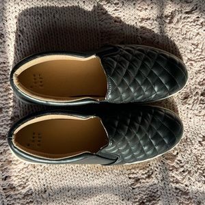 Only worn once, super cute!